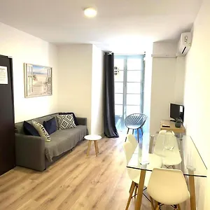 S2plaza De La Merced Especial Grupos Con Parking Apartamento Málaga